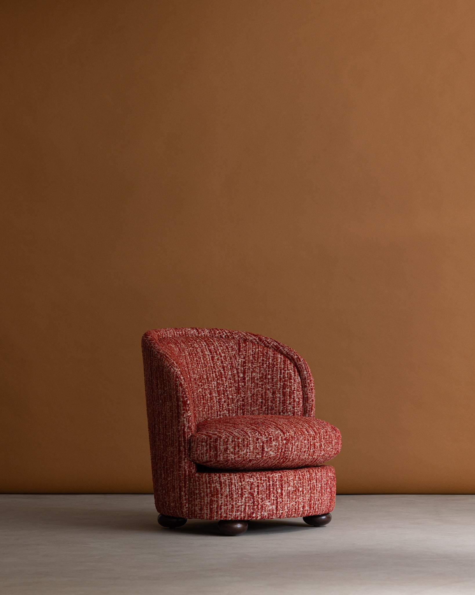 Sola Armchair