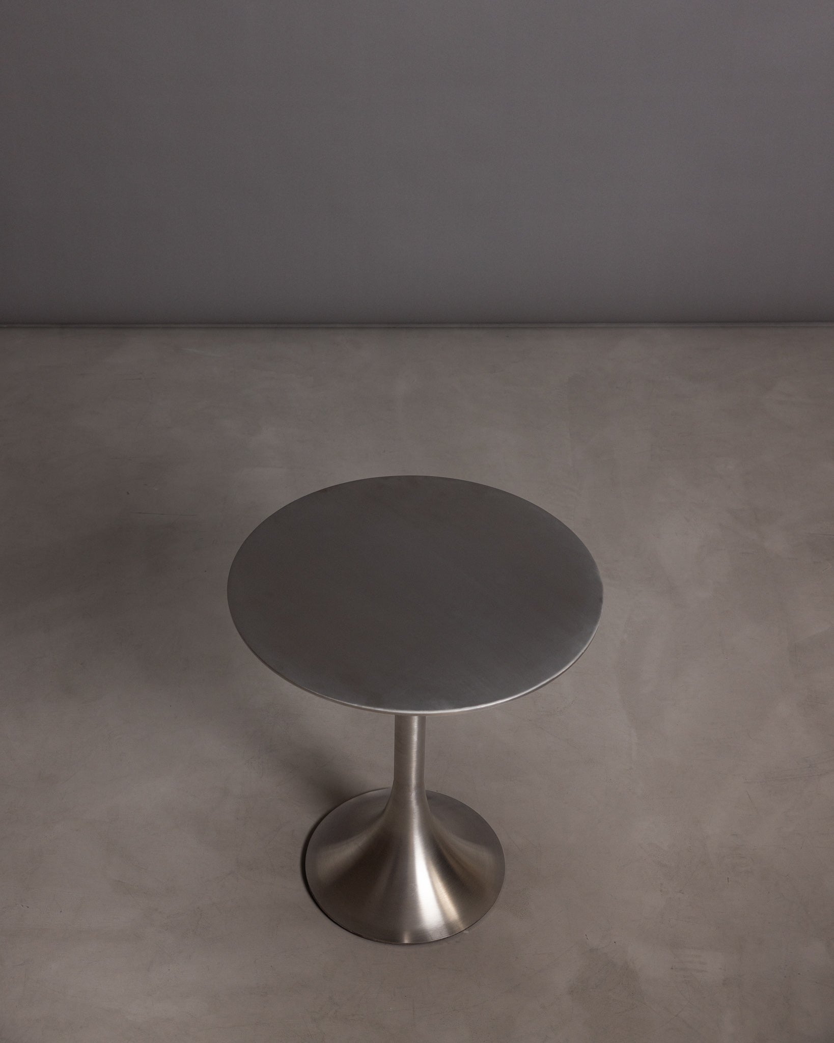 Tulip Side Table